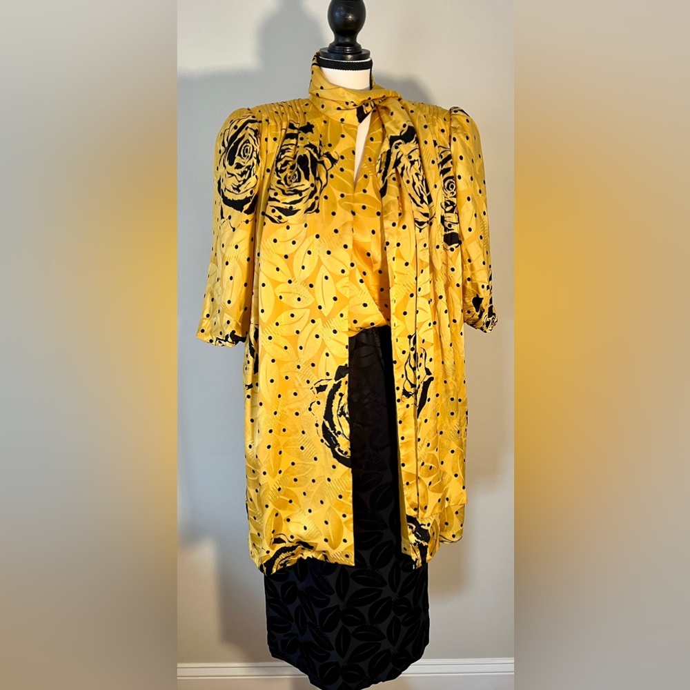 Saint Remei Silk Dress. Size 12. Yellow black. Matching jacket sold separately. - Picture 6 of 11